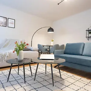 Appartamento Chic 1-bed By Canal Walk To Historic Centre, Vienna