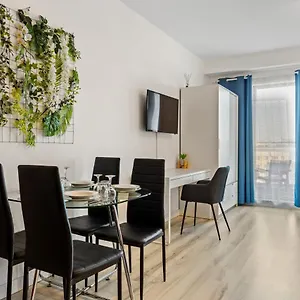 https://aquarius-upscale-flat-in-the-heart-of-bucharest.bucharesthotelsnow.com