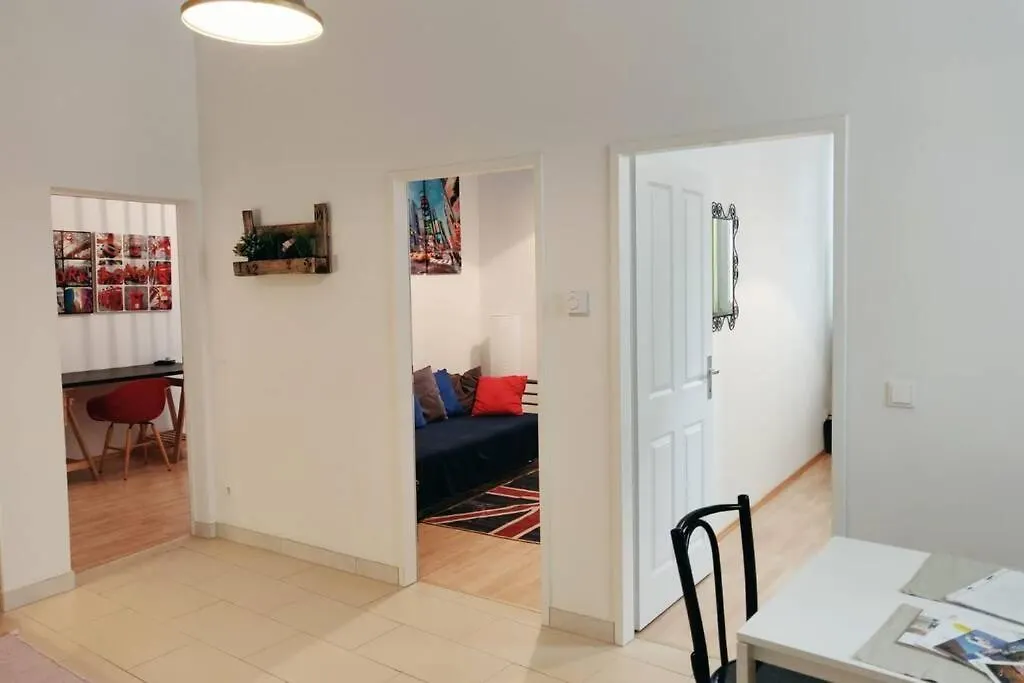 Apartament Amadeus - Tram Station To The Opera 2 Mins Away Wiedeń